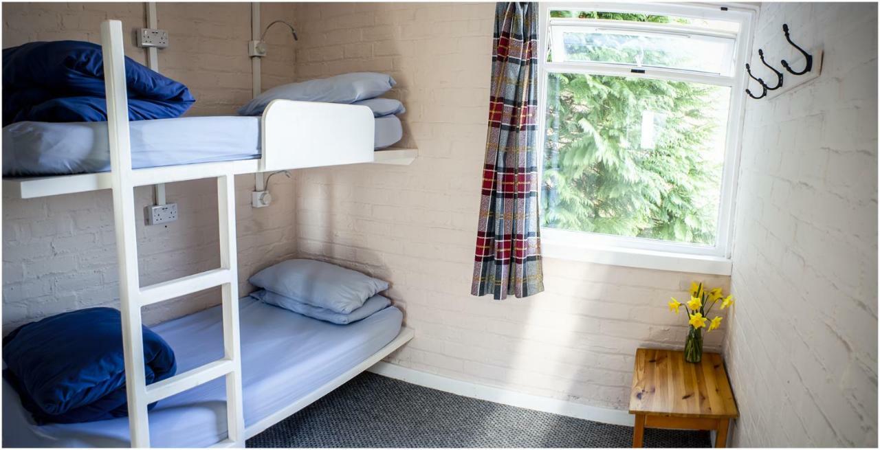 Хостел Loch Ness Lochside - Adults Only, Social Backpackers Atmosphere Инвермористон