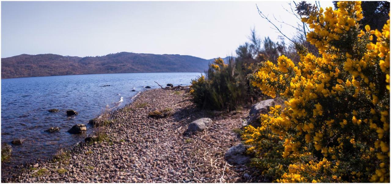 Хостел Loch Ness Lochside - Adults Only, Social Backpackers Atmosphere *